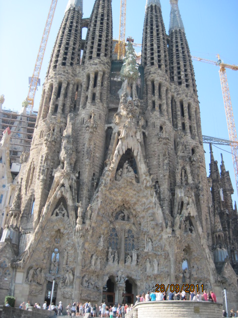 BARCELONA - Biserica Sagrada Familia construita de Gaudi dar neterminata inca