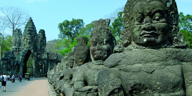Khmerii… La Angkor Wat